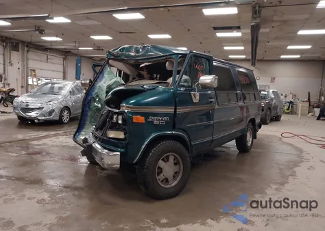 1995 Chevrolet G20 из США, поврежденный, VIN 1GBEG25KXSF140228